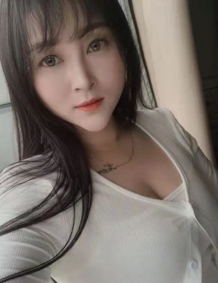 甜美的小丫头  服务技术好